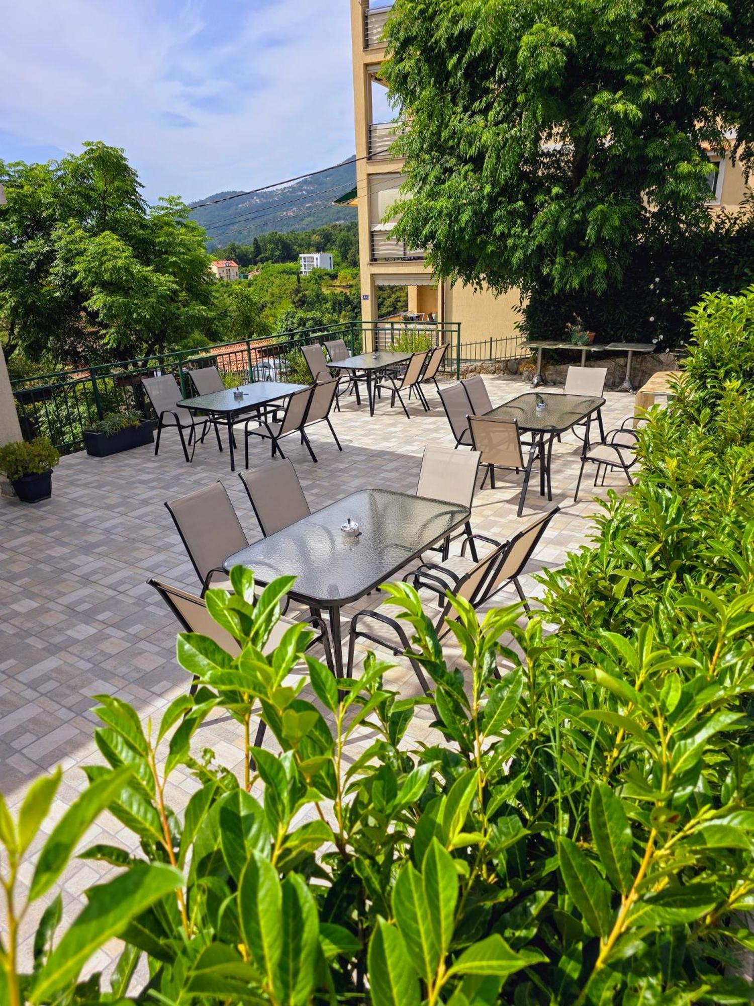 Ičići Apartments Kolmanic, Sea View, Free Privat Parking מראה חיצוני תמונה