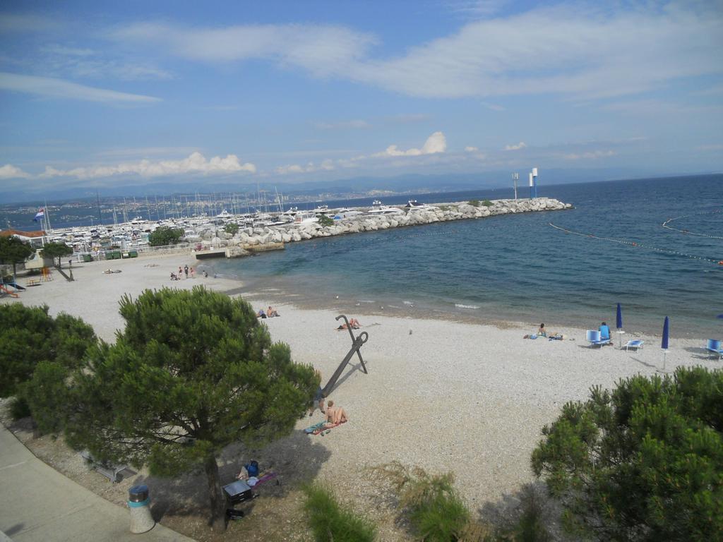 Ičići Apartments Kolmanic, Sea View, Free Privat Parking מראה חיצוני תמונה